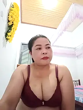 Sexy-bigtits2024 online show from January 24, 2025, 1:14 pm