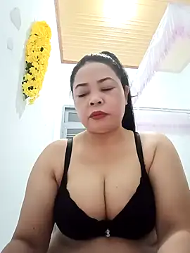 Sexy-bigtits2024 online show from December 28, 2024, 9:30 pm