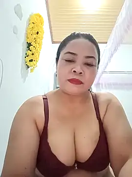 Sexy-bigtits2024 online show from December 25, 2024, 12:05 pm