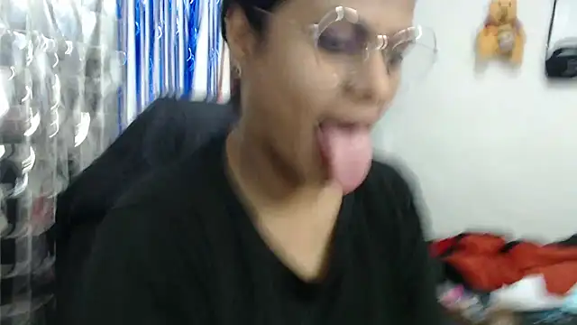 SweetAlmaa online show from September 23, 2025, 10:00 am