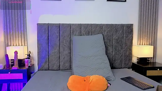 Ema Stone65 online show from January 9, 2026, 10:39 pm