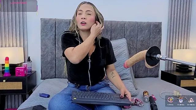 Snapshot of Ema_Stone65 chatting on February 11, 2026, 7:58 pm Ema Stone65 online show from February 11, 2026, 7:58 pm