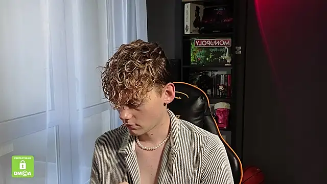 Keytaro online show from October 14, 2025, 11:55 am