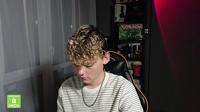 Keytaro online show from October 6, 2025, 1:40 am