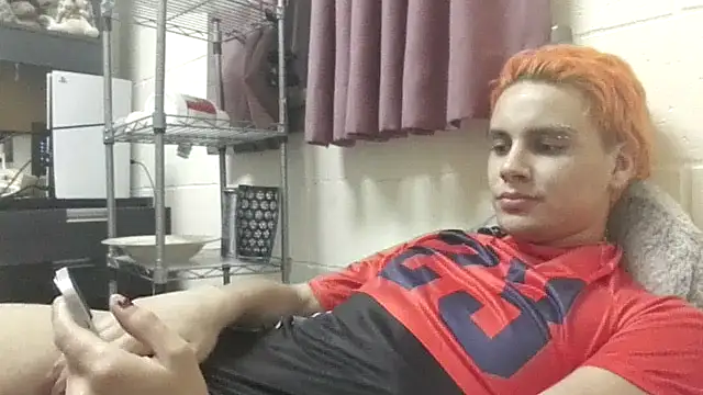 ultrasky220 online show from November 22, 2025, 11:14 pm