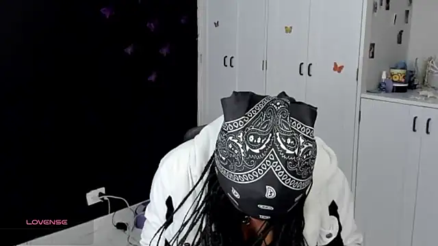 Marce 22 online show from October 5, 2025, 9:49 pm