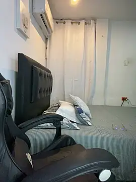 Snapshot of Belissa_miller chatting on March 10, 2026, 7:07 pm Belissa miller online show from March 10, 2026, 7:07 pm