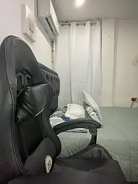 Snapshot of Belissa_miller chatting on March 22, 2026, 4:19 pm Belissa miller online show from March 22, 2026, 4:19 pm