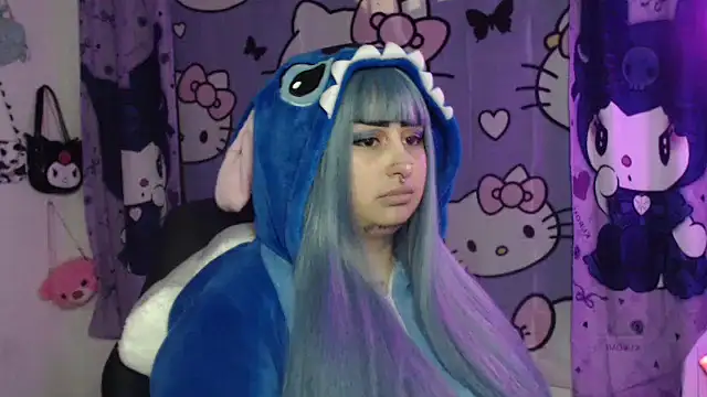 lussyevans24 online show from October 10, 2025, 6:14 am