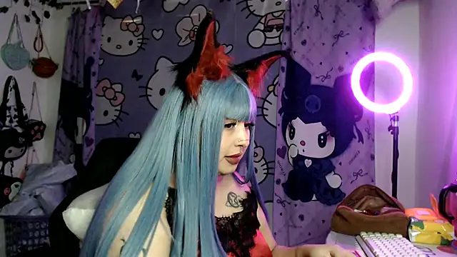 lussyevans24 online show from June 25, 2026, 3:04 am