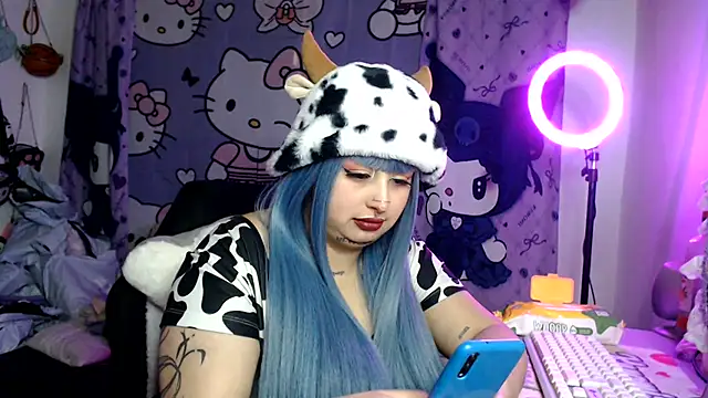 lussyevans24 online show from July 5, 2026, 4:06 am