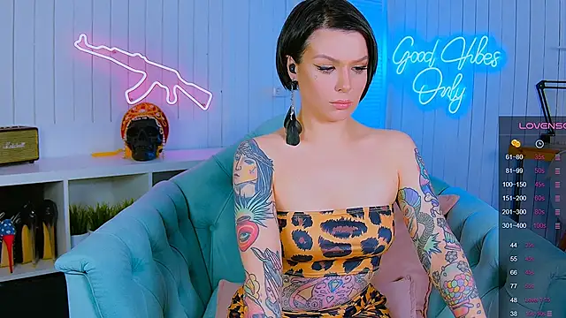 My toys pink online show from March 13, 2025, 3:44 am