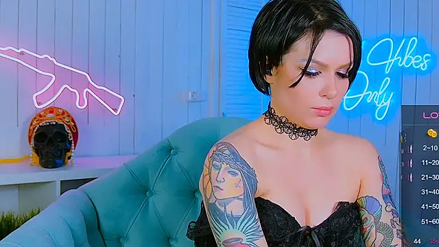 My toys pink online show from March 12, 2025, 1:47 am