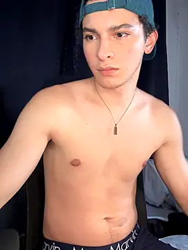 cybercosmiiic online show from November 15, 2025, 8:13 pm