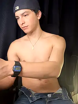 cybercosmiiic online show from November 29, 2025, 8:09 pm