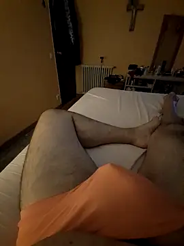 Escondido52 online show from September 14, 2025, 9:37 pm