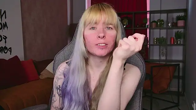 LexiWenford online show from June 1, 2026, 3:51 am