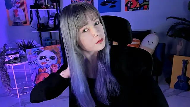 LexiWenford online show from October 27, 2025, 2:56 am