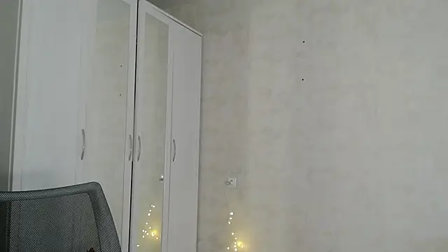 Devil Goddess online show from March 15, 2025, 3:16 pm