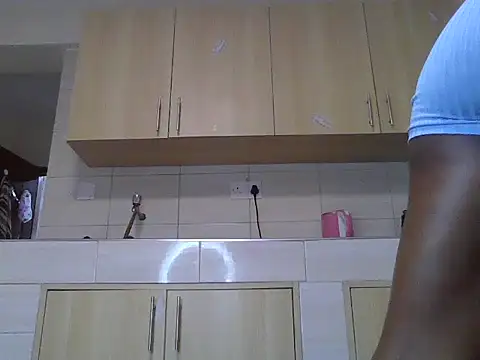 Snapshot of Petite_doll20 chatting on March 23, 2026, 11:43 am Petite doll20 online show from March 23, 2026, 11:43 am