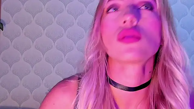 PamelaReall online show from March 18, 2025, 3:56 am