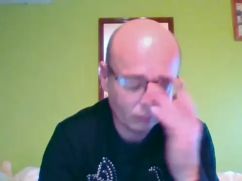 Tiger202441 online show from November 1, 2025, 8:57 pm