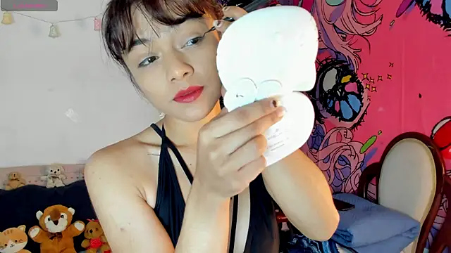 kittyzenn online show from September 19, 2025, 5:39 pm