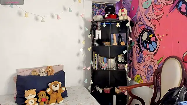 kittyzenn online show from September 17, 2025, 7:49 pm