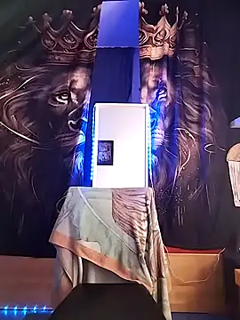 Dennis 2024 online show from February 25, 2025, 11:26 pm