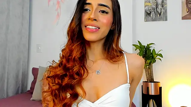 StormiRusso online show from January 17, 2025, 5:11 am