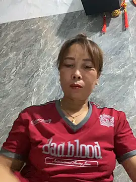 Linaannn online show from April 23, 2026, 12:40 pm
