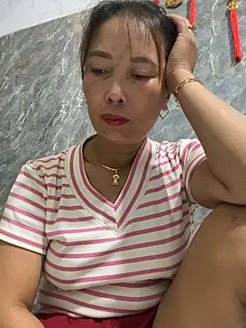 Linaannn online show from July 19, 2026, 11:12 pm