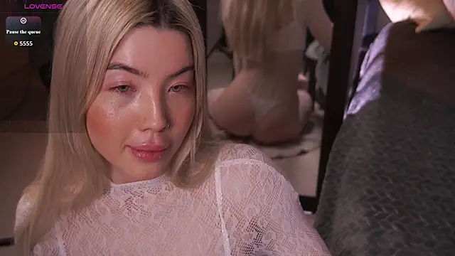 LindaThacker online show from March 19, 2026, 4:34 am