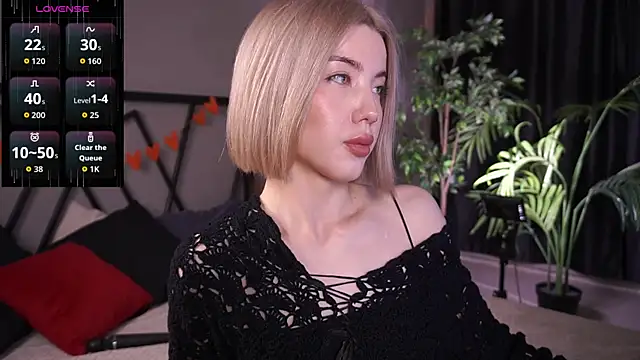 LindaThacker online show from September 15, 2025, 4:35 am