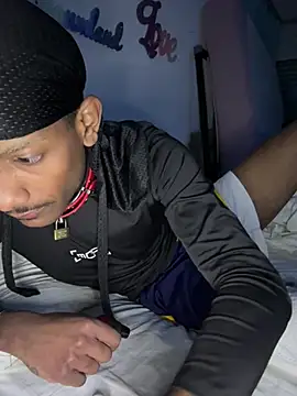 esteraulxxx online show from December 9, 2024, 3:54 pm