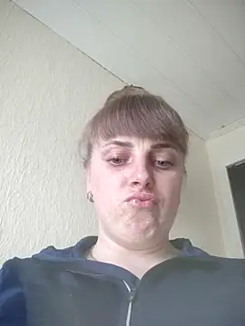 CoddessCrystal online show from March 17, 2026, 9:01 am