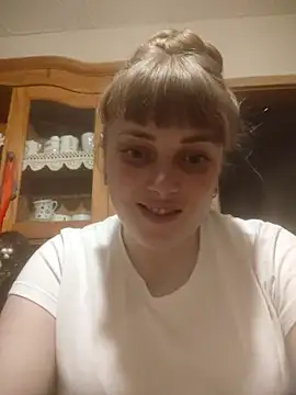 CoddessCrystal online show from February 6, 2026, 6:42 am