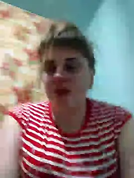 CoddessCrystal online show from March 21, 2025, 4:51 pm