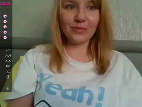 urbadkitty online show from March 17, 2025, 7:02 am