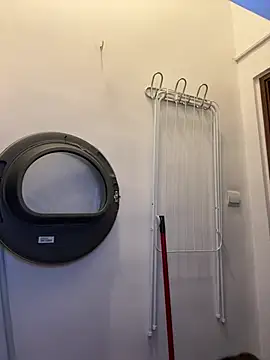 cara mella online show from December 16, 2024, 10:03 pm