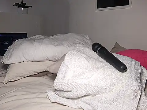 Snapshot of gymyagirlll chatting on March 8, 2026, 2:04 am gymyagirlll online show from March 8, 2026, 2:04 am