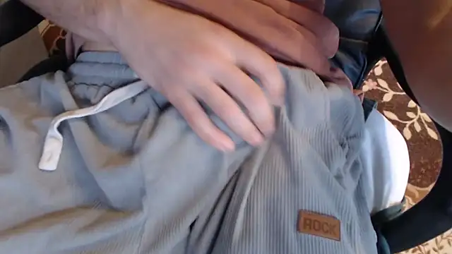 MrStraightDik online show from November 27, 2025, 2:06 pm