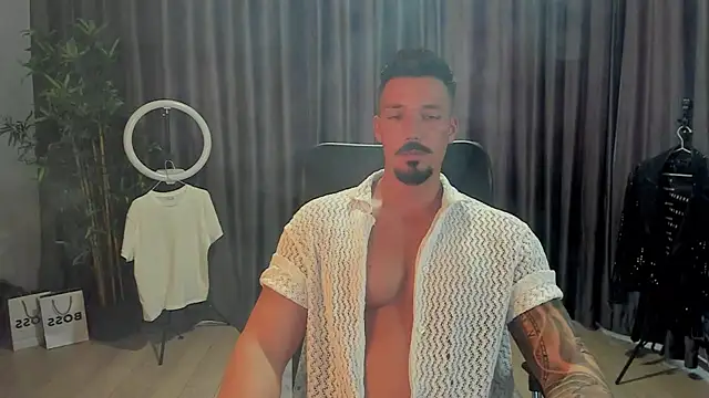 HaydenSpearss online show from April 28, 2026, 1:37 pm