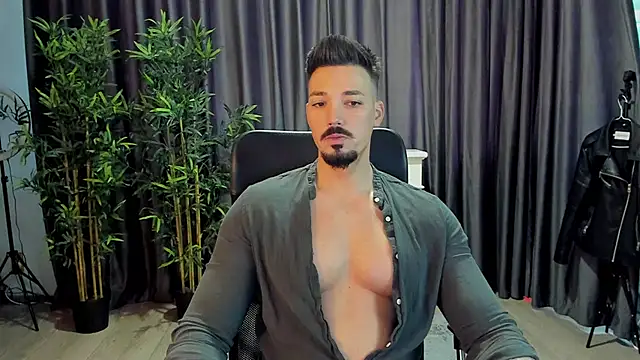 HaydenSpearss online show from March 23, 2025, 7:20 am