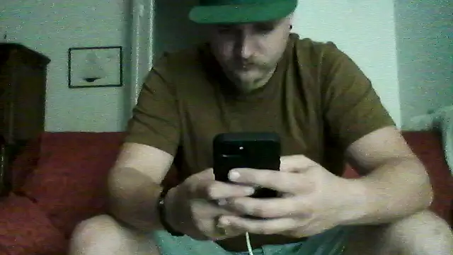 QueueFrenchie online show from September 10, 2025, 7:02 pm