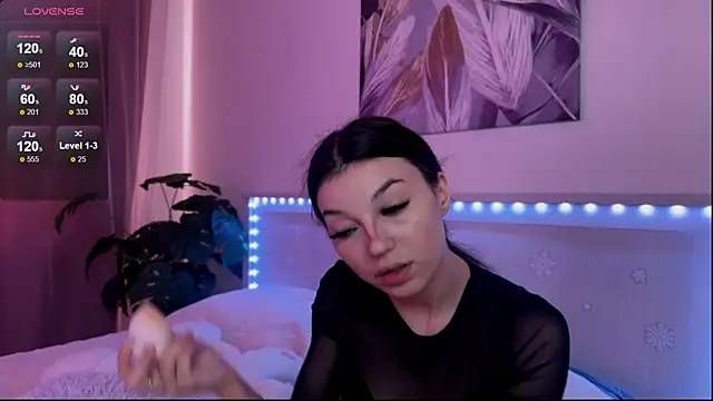 Veronica leal online show from July 28, 2026, 11:39 am
