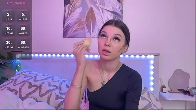 Veronica leal online show from September 12, 2025, 7:19 am