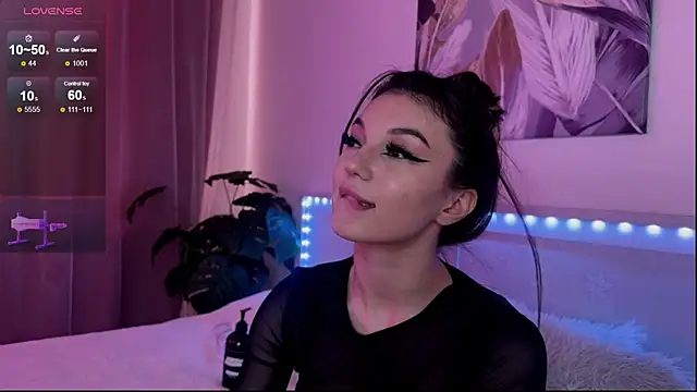 Veronica leal online show from July 28, 2026, 2:13 pm