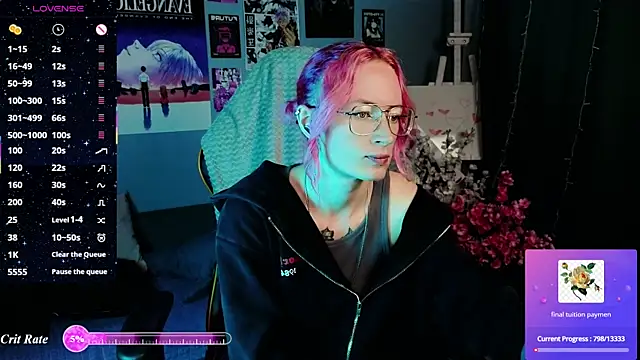  HelenCarter online show from July 28, 2026, 8:52 pm