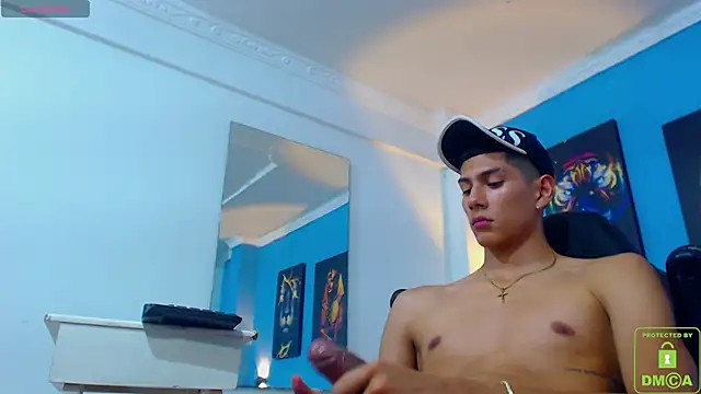 Snapshot of Valerio_20 chatting on January 22, 2025, 11:32 pm Valerio 20 online show from January 22, 2025, 11:32 pm